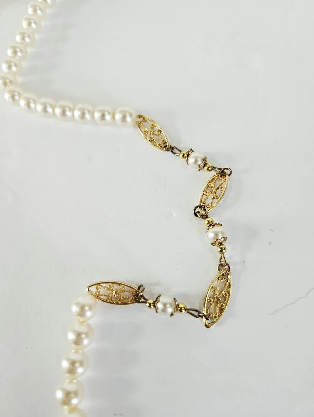 Vintage Faux Pearl Gold Filigree Scrollwork Opera Length Linked Station Necklace